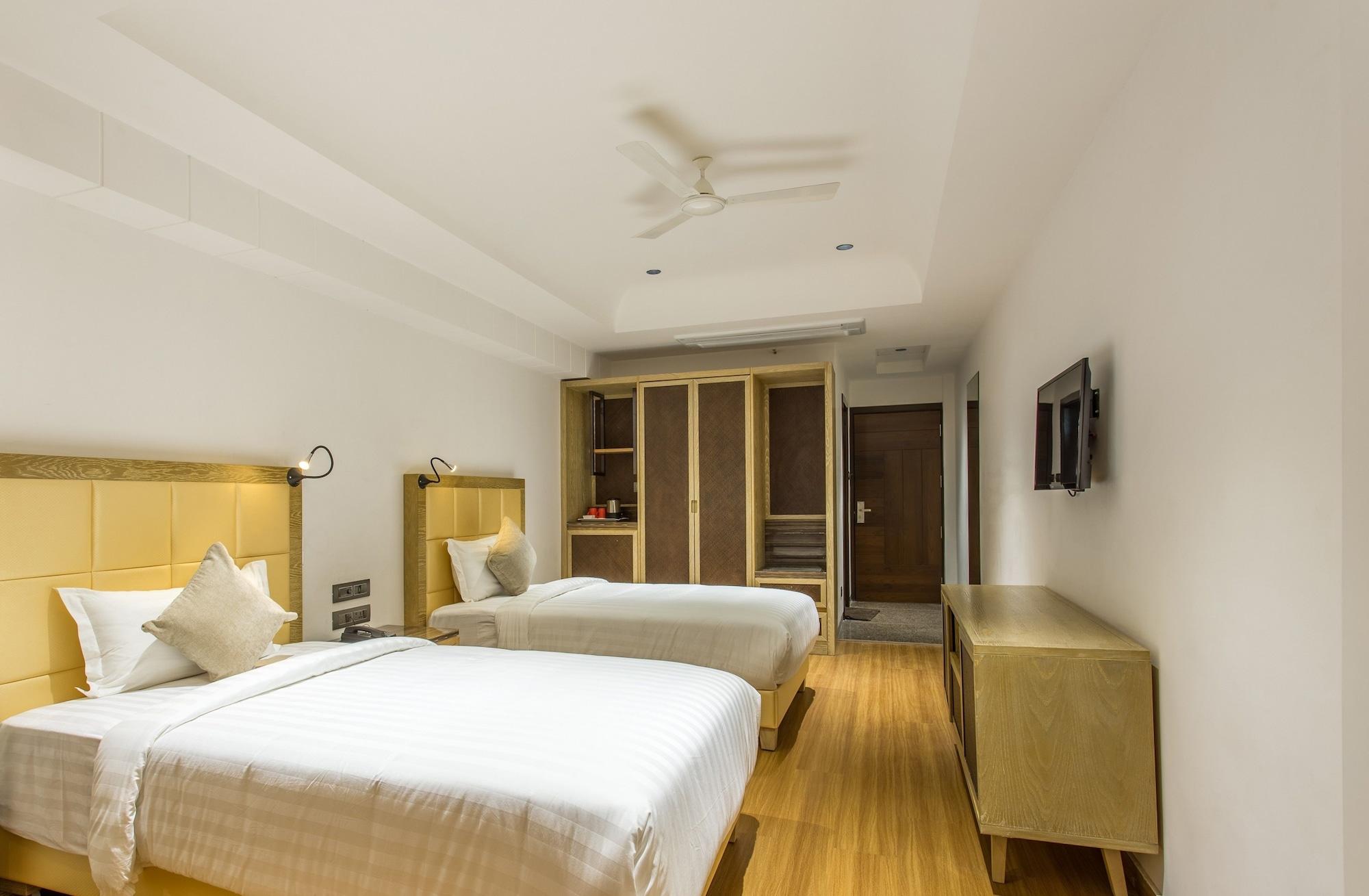Hotel Abika Elite Uddzsaín Kültér fotó