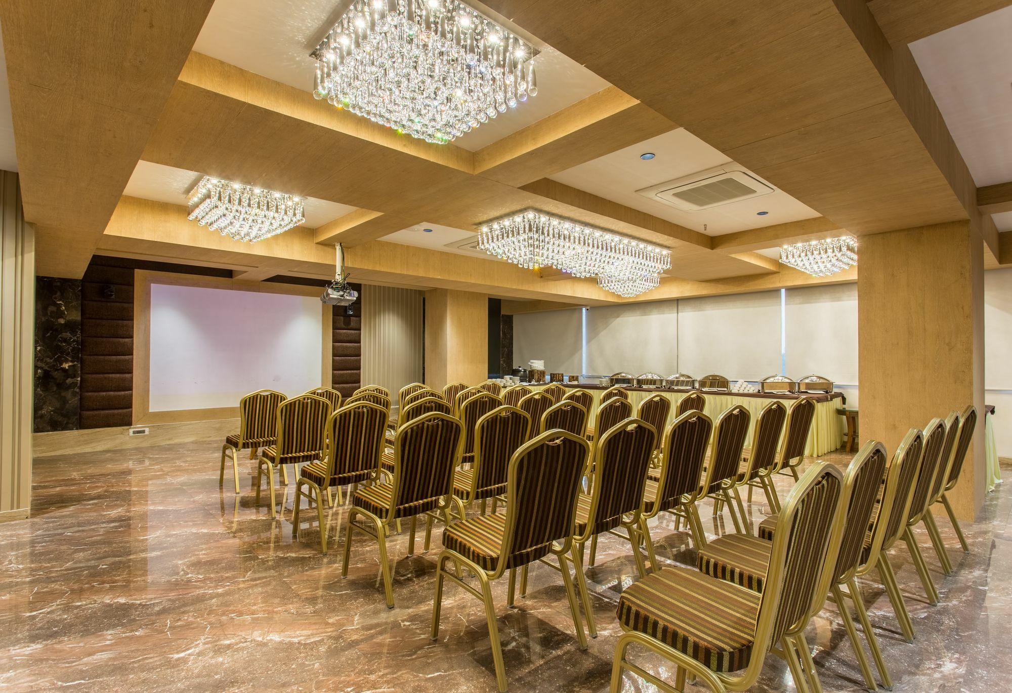 Hotel Abika Elite Uddzsaín Kültér fotó